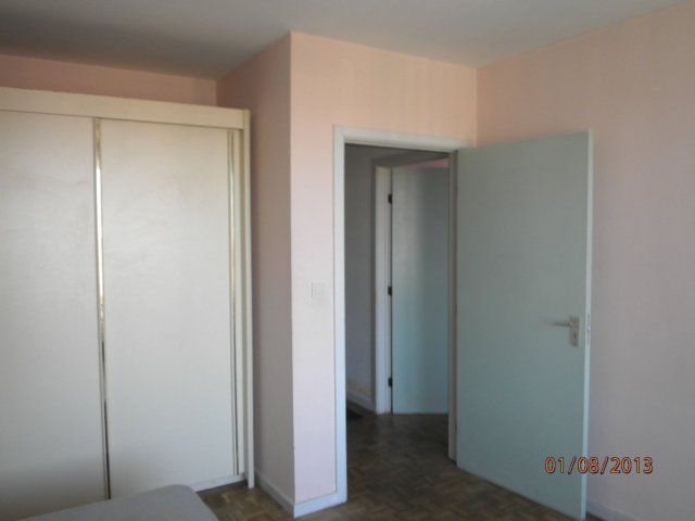 entranceofroom3.jpg